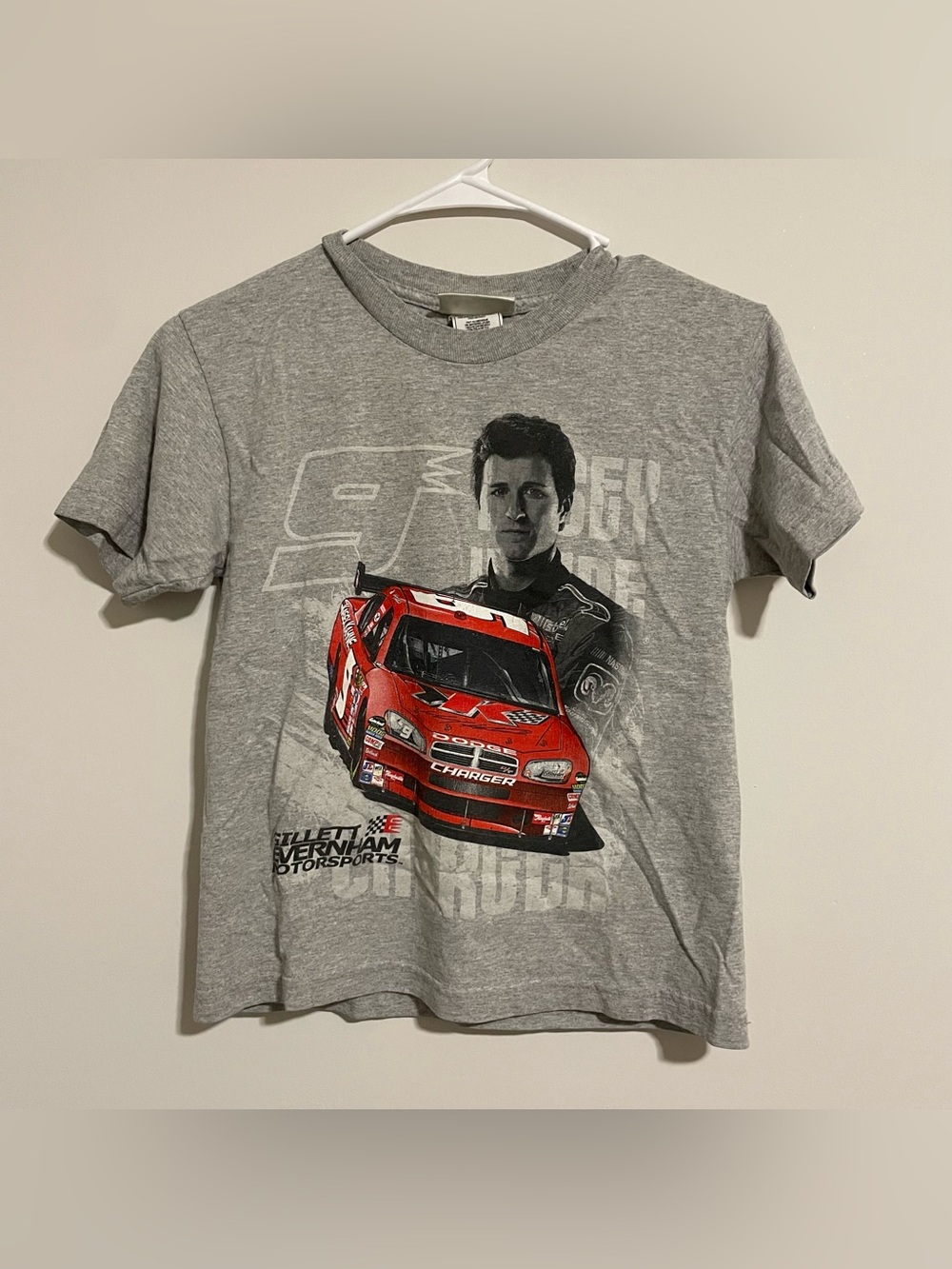 Y2K Vintage NASCAR Car Racing Graphic Tee Size Youth Small Gillett Chase Authent